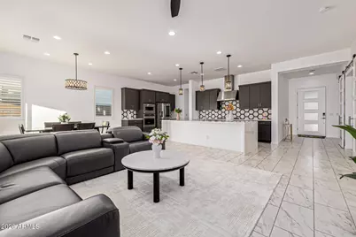 22106 N 59th Way, Phoenix, AZ 85054 - Photo 12