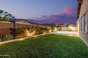 22106 N 59th Wy, Phoenix, AZ 85054 - Photo 48