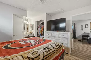 7233 W Hatcher Rd, Peoria, AZ 85345 - Photo 16