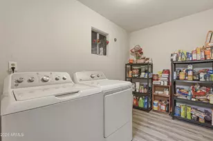 7233 W Hatcher Rd, Peoria, AZ 85345 - Photo 18