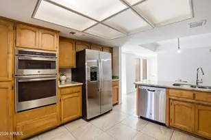 2626 E Arizona Biltmore Cir, Phoenix, AZ 85016 - Photo 16