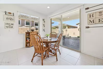 17150 W Fallen Leaf Lane, Surprise, AZ 85387 - Photo 12