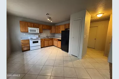 1702 W Shangri La Road, Phoenix, AZ 85029 - Photo 10