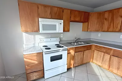 1702 W Shangri La Road, Phoenix, AZ 85029 - Photo 10