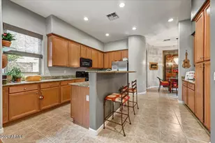 35326 N 27th Dr, Phoenix, AZ 85086 - Photo 16