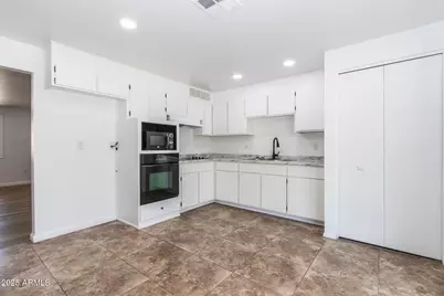 1550 W Willow Avenue, Phoenix, AZ 85029 - Photo 8