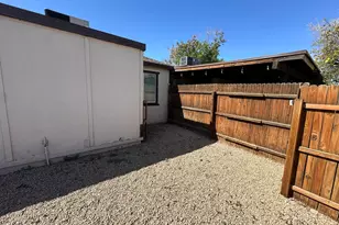 3120 N 67th Ln, Phoenix, AZ 85033 - Photo 14