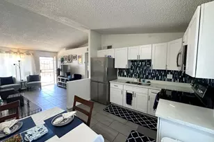 3120 N 67th Ln, Phoenix, AZ 85033 - Photo 6