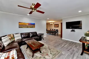 19034 N Palo Verde Dr, Sun City, AZ 85373 - Photo 20