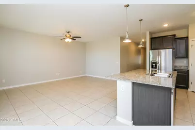 40454 W Hensley Way, Maricopa, AZ 85138 - Photo 10