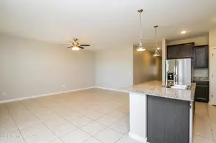 40454 W Hensley Way, Maricopa, AZ 85138 - Photo 10