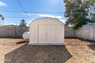 10839 W Michael Dr, Peoria, AZ 85373 - Photo 26