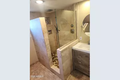 7759 N 19th Drive, Phoenix, AZ 85021 - Photo 14