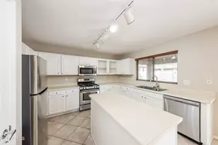 15260 W Cottonwood St, Surprise, AZ 85374 - Photo 2