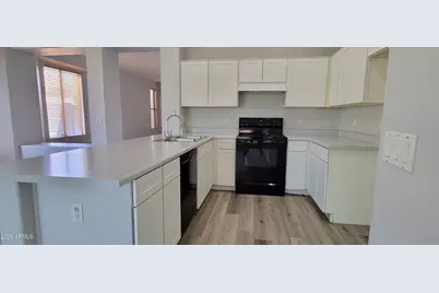 8868 N 66th Avenue, Glendale, AZ 85302 - Photo 8