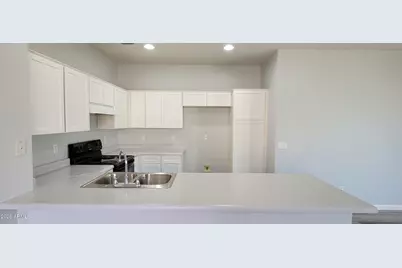 8868 N 66th Avenue, Glendale, AZ 85302 - Photo 6