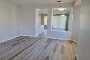 8868 N 66th Ave, Glendale, AZ 85302 - Photo 10
