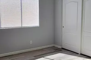 8868 N 66th Ave, Glendale, AZ 85302 - Photo 16