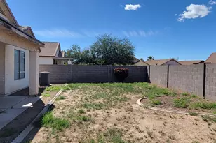 8868 N 66th Ave, Glendale, AZ 85302 - Photo 26