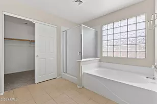 15281 W Hearn Rd, Surprise, AZ 85379 - Photo 14