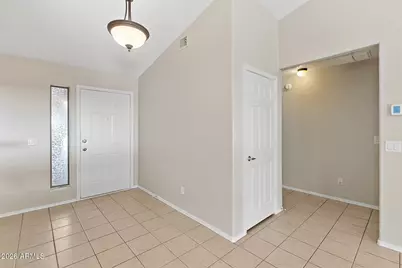 15281 W Hearn Road, Surprise, AZ 85379 - Photo 8