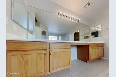 15281 W Hearn Road, Surprise, AZ 85379 - Photo 10