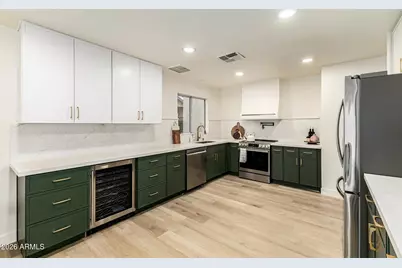 2905 E Glenhaven Drive, Phoenix, AZ 85048 - Photo 12