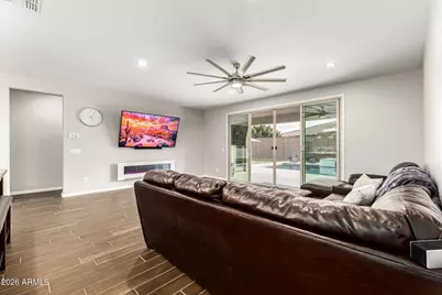 12515 W Tuckey Lane, Glendale, AZ 85307 - Photo 18