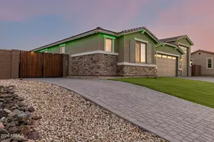 12515 W Tuckey Ln, Glendale, AZ 85307 - Photo 4