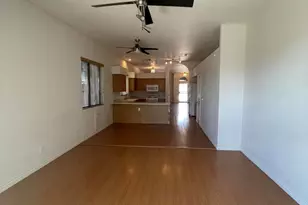 26201 North 47th Pl, Phoenix, AZ 85050 - Photo 8