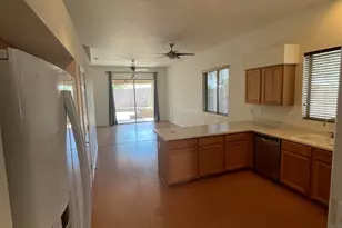 26201 North 47th Pl, Phoenix, AZ 85050 - Photo 6