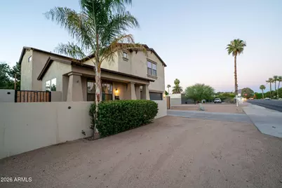 1910 E Missouri Avenue, Phoenix, AZ 85016 - Photo 2
