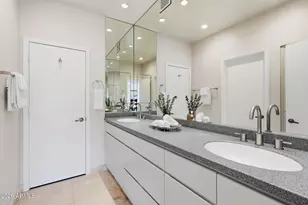 5332 W Misty Willow Ln, Glendale, AZ 85310 - Photo 36