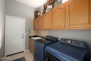 17822 N Erin Ln, Surprise, AZ 85374 - Photo 16