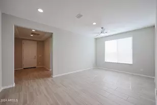 32520 N 19th Ln, Phoenix, AZ 85085 - Photo 10