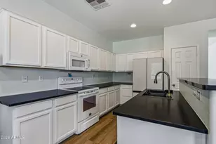 41254 W Capistrano Dr, Maricopa, AZ 85138 - Photo 10