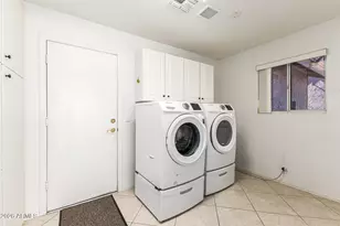 8354 W Rockwood Dr, Peoria, AZ 85382 - Photo 30