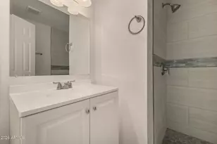 328 E Monte Wy, Phoenix, AZ 85042 - Photo 20