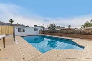 328 E Monte Wy, Phoenix, AZ 85042 - Photo 30