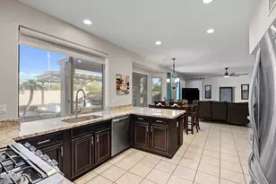 16815 South 1st Avenue, Phoenix, AZ 85045 - Photo 10