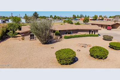 2458 N Terrace Circle, Mesa, AZ 85203 - Photo 2