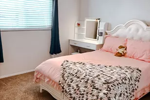 10529 W Robin Ln, Peoria, AZ 85383 - Photo 16