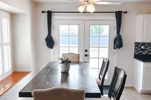 10529 W Robin Ln, Peoria, AZ 85383 - Photo 6