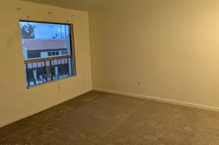 461 W Holmes Ave, Mesa, AZ 85210 - Photo 6