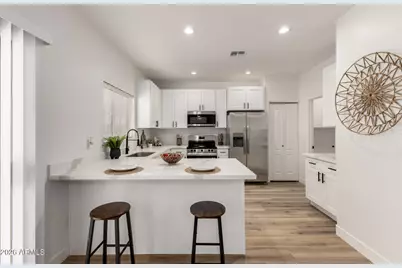 17215 N 19th Run, Phoenix, AZ 85022 - Photo 8