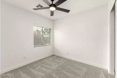 17215 N 19th Run, Phoenix, AZ 85022 - Photo 18