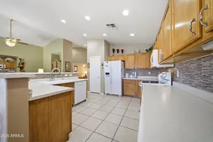 14930 N 134th Cir, Surprise, AZ 85379 - Photo 10