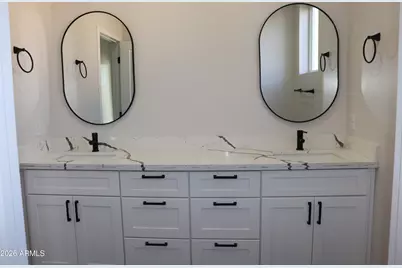 10859 W Reef Circle, Arizona City, AZ 85123 - Photo 18