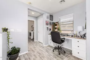 3891 E Melrose St, Gilbert, AZ 85297 - Photo 16