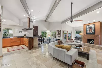 8435 E San Candido Drive, Scottsdale, AZ 85258 - Photo 2